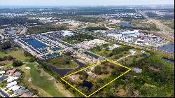 2900 Curry Ln, Nokomis, FL 34275