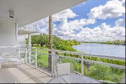 225 Sands Point Rd #6103, Longboat Key, FL 34228