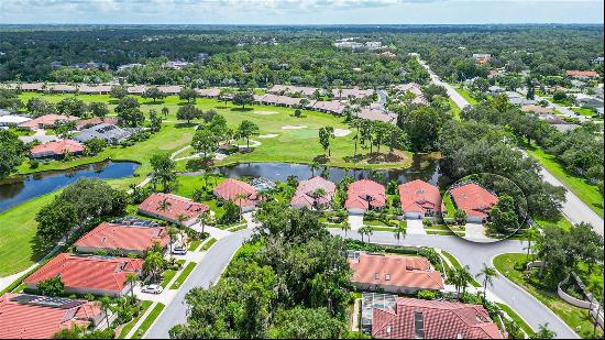 5808 Lakeside Woods Cir, Sarasota, FL 34243