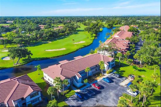 5630 Golf Pointe Dr #207, Sarasota, FL 34243