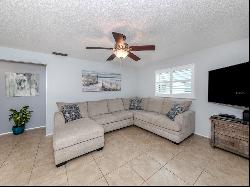 537 Manatee Ct #203, Venice, FL 34285