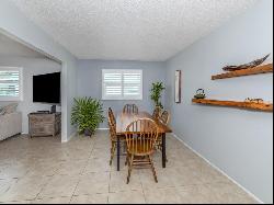 537 Manatee Ct #203, Venice, FL 34285