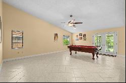 4939 79th Avenue Dr E, Sarasota, FL 34243