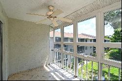 3981 Maceachen Blvd #330, Sarasota, FL 34233