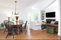 230 Saugatuck Avenue Apt 20 In Westport, Connecticut