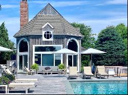 162 Dune Road In Quogue, New York