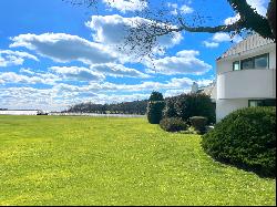 3 Swan Creek Court In Water Mill, New York