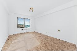 3515 Henry Hudson Parkway 11Ef In Riverdale, New York