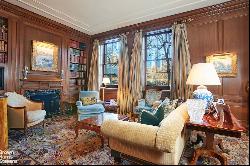 820 Fifth Avenue Maisonette In Upper East Side, New York