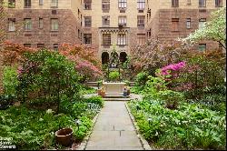 115 East 67Th Street 5B In Upper East Side, New York