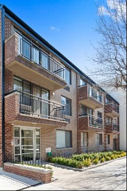 423 95Th Street 3B In Bay Ridge, New York