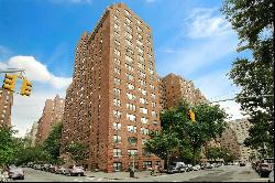 11 Riverside Drive 15Ae In Upper West Side, New York