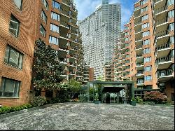 60 Sutton Place South 9Fn In Midtown East, New York