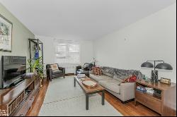 153 Bennett Avenue 5F In Hudson Heights, New York