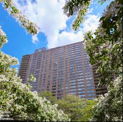 170 West End Avenue 6K In Upper West Side, New York