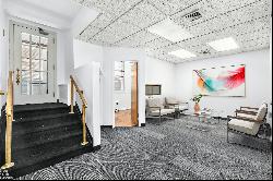 215 East 72Nd Street Office/W In Upper East Side, New York