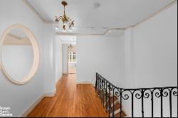 131 East 66Th Street 2/3C/Sr3 In Upper East Side, New York