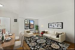 100 -11 67Th Rd 609 In Forest Hills, New York