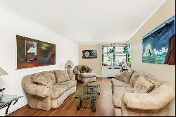 306 East Mosholu Parkway 3D In Norwood, New York