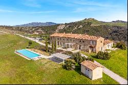 Private Villa for sale in Volterra (Italy)