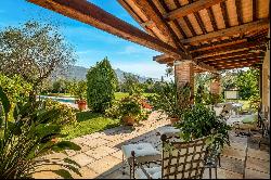 Private Villa for sale in Pietrasanta (Italy)