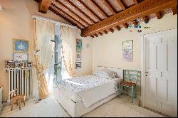 Private Villa for sale in Pietrasanta (Italy)