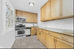 143 Bennett Avenue 3N In Washington Heights, New York