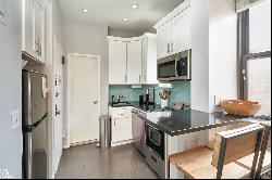 252 West 20Th Street 3A In Chelsea, New York