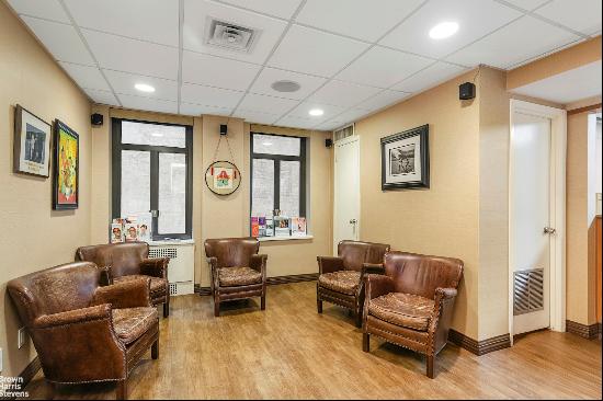 25 West 54Th Street Dental In Midtown West, New York