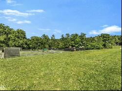 Mountain Farm Road In Tuxedo Park, New York