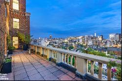 Corner Unit With Sprawling Terrace In Chelsea, New York