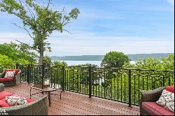 3061 Scenic Place In Spuyten Duyvil, New York