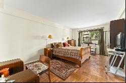 11 Riverside Drive 2Cw In Upper West Side, New York