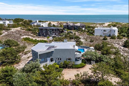 59 Sand Castle Lane In Amagansett, New York