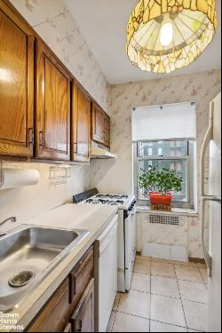 63 -33 98Th Pl 5E In Rego Park, New York