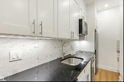 215 West 75Th Street 1B In Upper West Side, New York