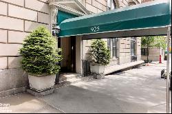 925 Park Avenue 7D In Upper East Side, New York