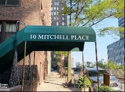 10 Mitchell Place 13B In Midtown East, New York