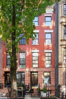 262 West 25Th Street In Chelsea, New York