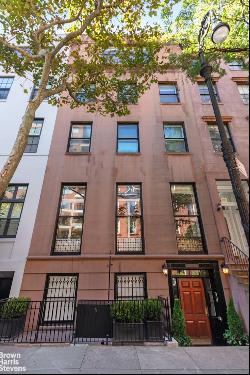 20 West 12Th Street In Greenwich Village, New York