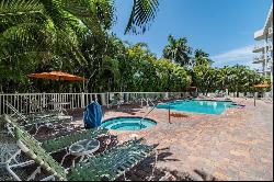 11605 Gulf Boulevard 208, TREASURE ISLAND, FL, 33706