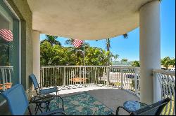 11605 Gulf Boulevard 208, TREASURE ISLAND, FL, 33706