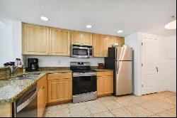 11605 Gulf Boulevard 208, TREASURE ISLAND, FL, 33706