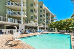 11605 Gulf Boulevard 208, TREASURE ISLAND, FL, 33706