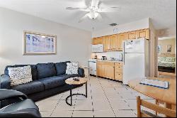 14251 Gulf Boulevard 14, MADEIRA BEACH, FL, 33708