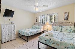 14251 Gulf Boulevard 14, MADEIRA BEACH, FL, 33708