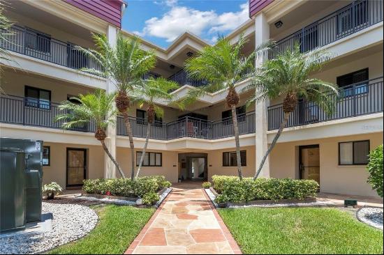 895 South Gulfview Boulevard 202, CLEARWATER, FL, 33767