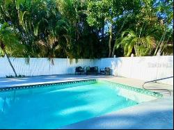 108 8th Street, BELLEAIR BEACH, FL, 33786