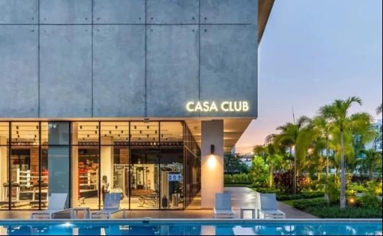Stunning Duplex Penthouse: Luxury And Ocean Views In An Exclusive Setting