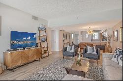 1045 Gulf Of Mexico Drive 302, LONGBOAT KEY, FL, 34228